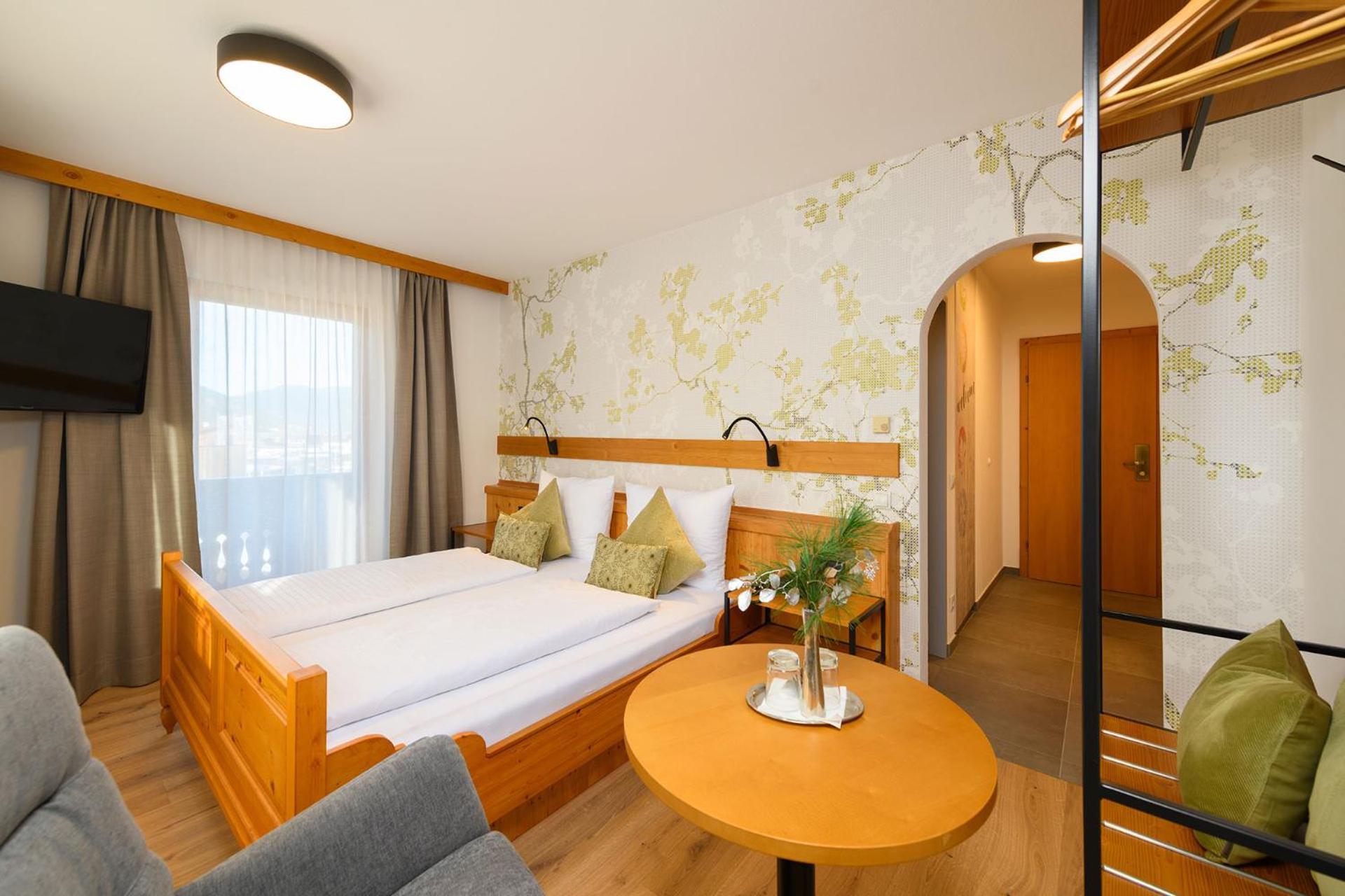 פלאכאו Hotel Vierjahreszeiten מראה חיצוני תמונה
